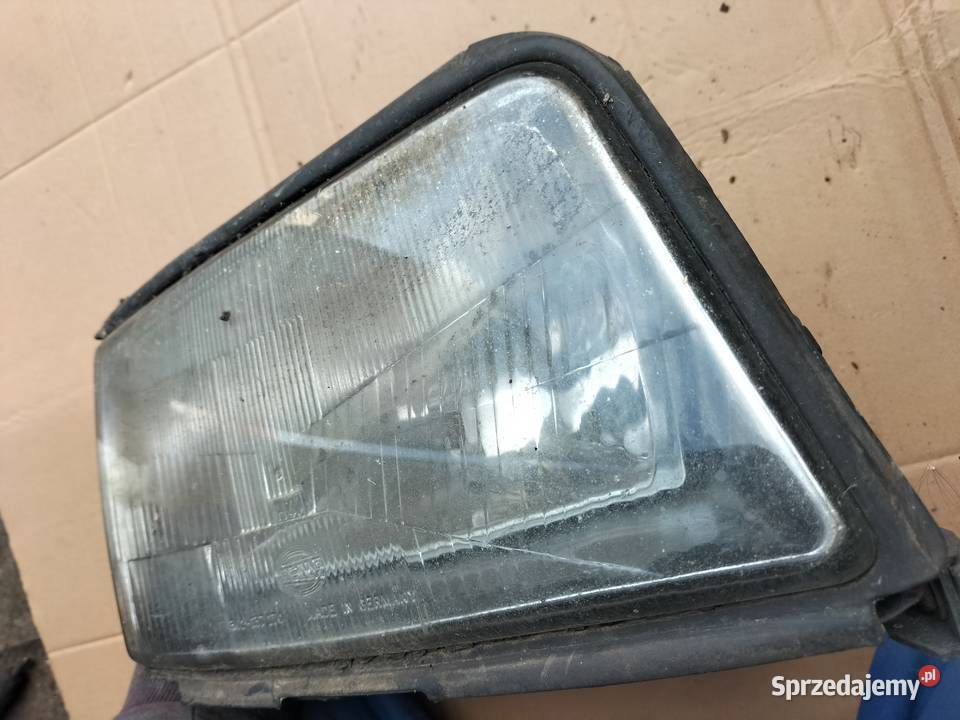 AUDI 100 C4 LAMPA PRZÓD PRZEDNIA PRAWA KLOSZ osobowe Oświetlenie Kamień-Kolonia