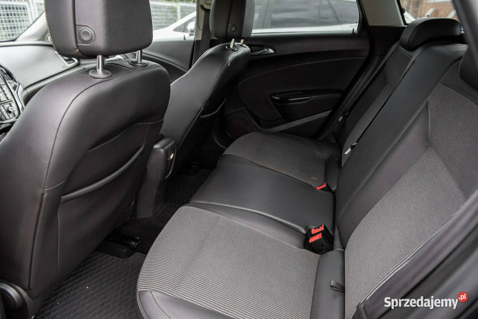 Opel Astra Sports Tourer Cosmo 16CDTI 110 Super czujnik parkowania Zwoleń