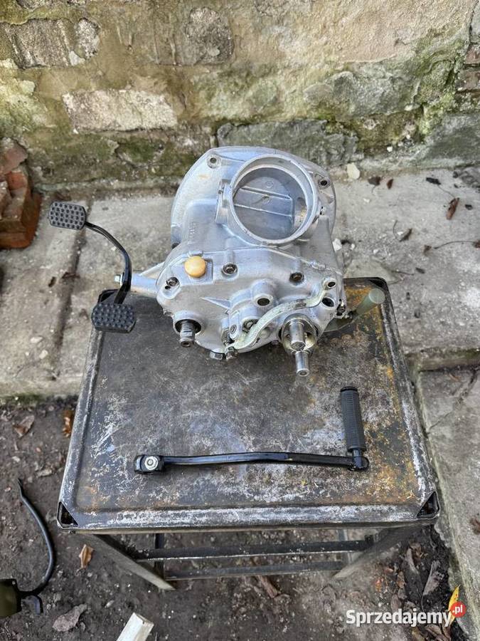 Dniepr K750 Skrzynia Biegów z Tylnym Przemyśl