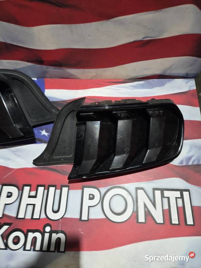 LAMPA TYLNA L R FORD MUSTANG 1823 R WERSJA USA Kawnice