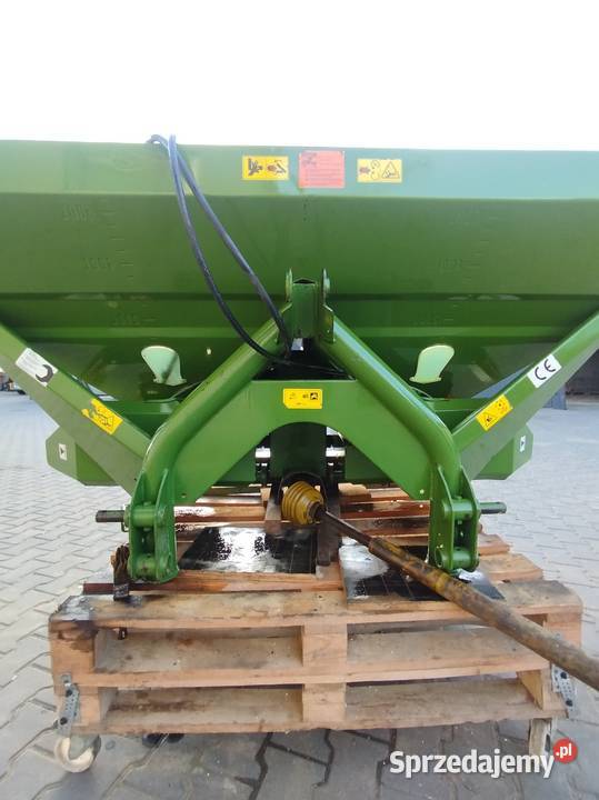 Rozsiewacz nawozów Amazone u 1001 łódzkie Białynin