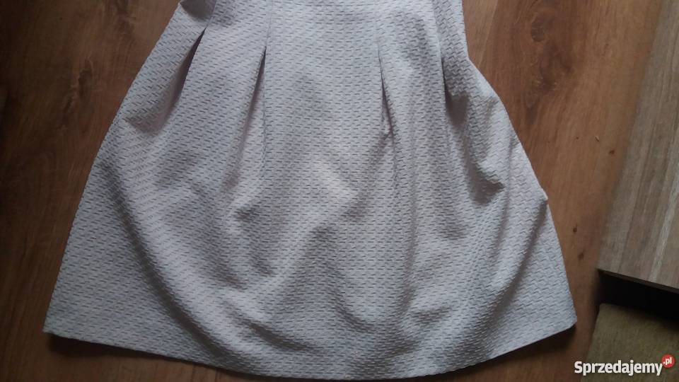 Sukienka Pretty Girl r L 40 różowy Świecie sprzedam