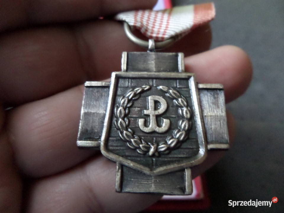 Krzyż Armii Krajowej oryginał Poznań