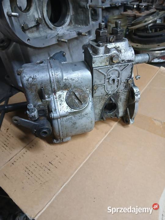 Pompa wtryskowa Ursus C328