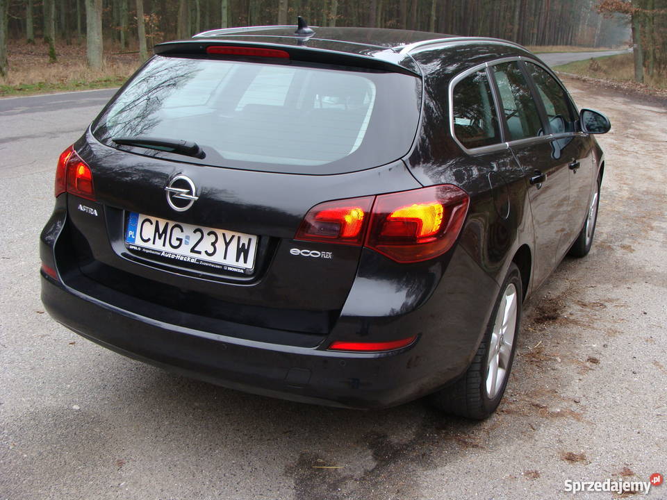 Opel Astra J IV 4 17 CDTI Sports Tourer Bixenon 131KM sprzedam