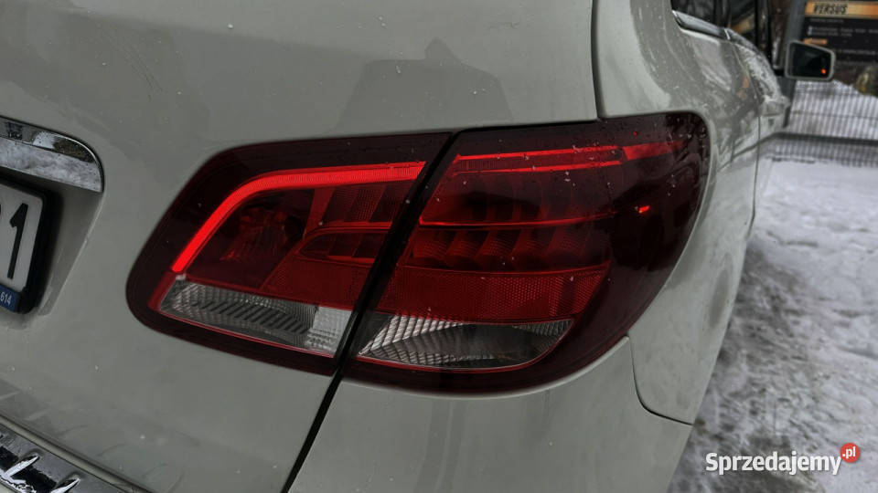 Mercedes B 250 4Matic Aut Skóra Kamera Elfotele garażowany Gdynia