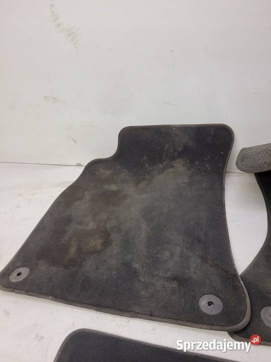 DYWAN DYWANIKI KOMPLET AUDI A4 B8 A5 8K1863691B Tapicerki samochodowe śląskie