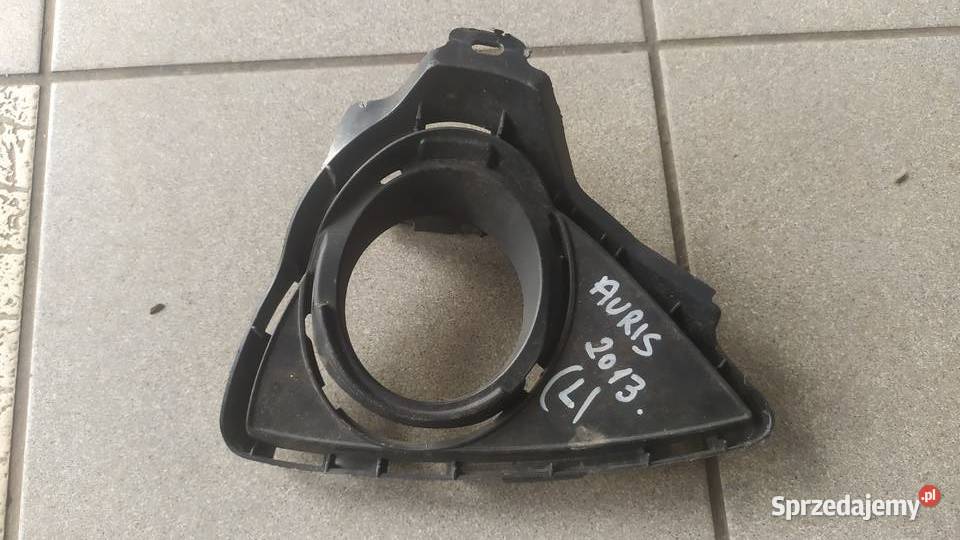 Toyota auris 2013 2014 zaślepka lewa w zderzak Wrocław