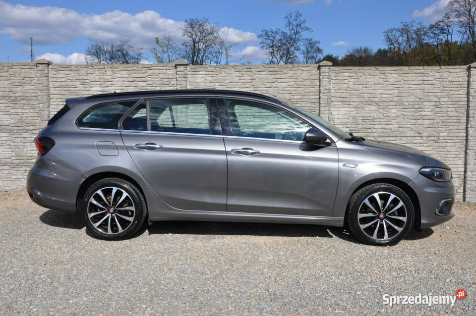 Fiat Tipo 16 Multijet 120 II 2016 wielofunkcyjna kierownica