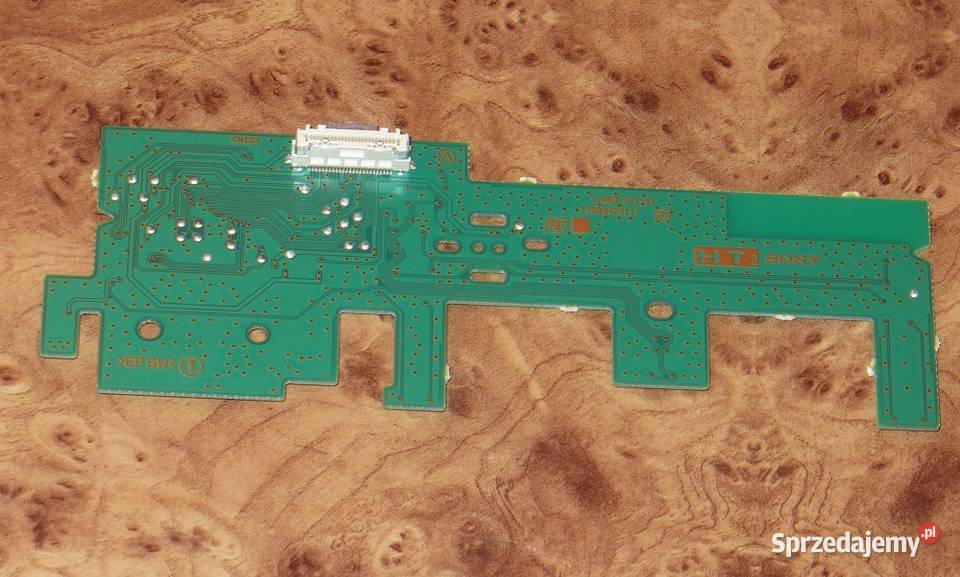 Odbiornik podczerwieni i włącznik zasilania