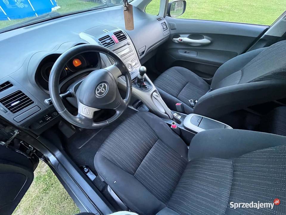Toyota Auris 16 LPG mazowieckie Głuchy