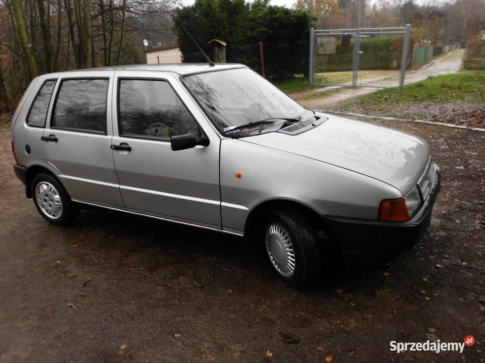 Sprzedam Fiata Uno 900 z gazem stan nieuszkodzony Zgorzelec