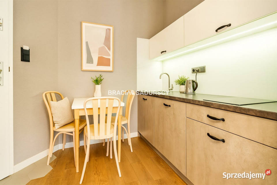 Mieszkanie Kraków 7399m2 3pokojowe małopolskie