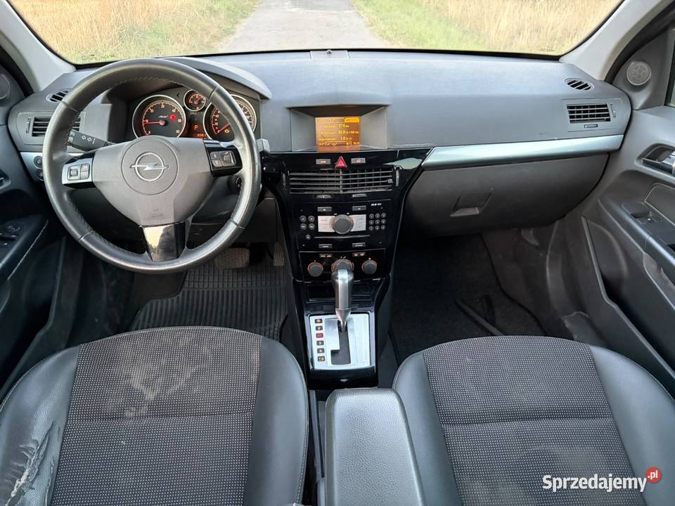 Opel Astra H 19 cdti xenon automat alcantara srebrny Kłodzko