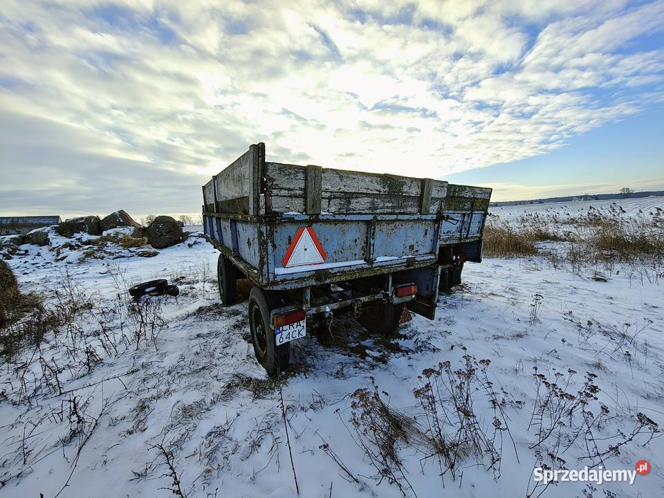Przyczepa rolnicza z wywrotem Kruszyn
