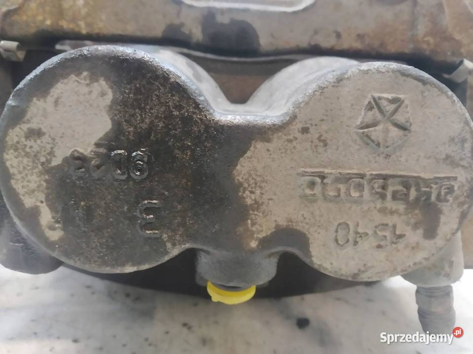 ZACISK HAMULCOWY LEWY PRZÓD 370MM 57 B AKEBONO sprzedam