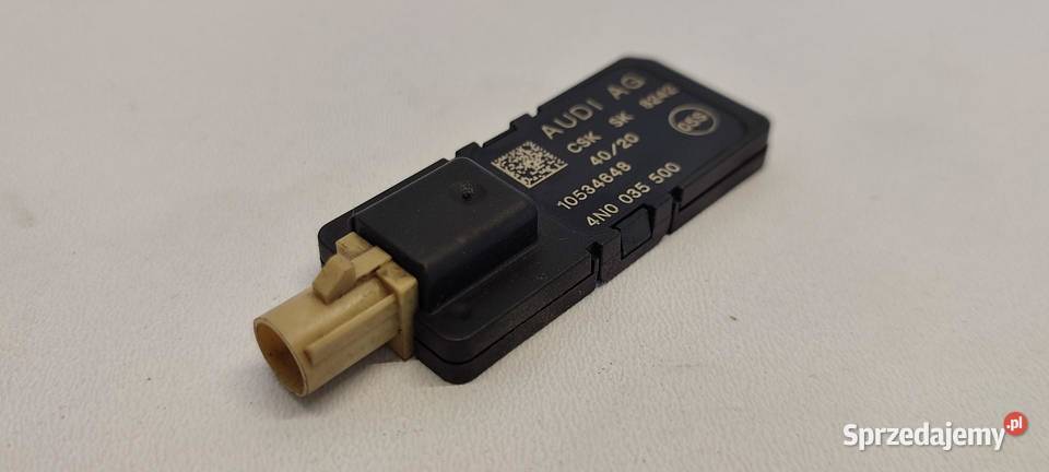 AUDI A4 B9 A5 8W WZMACNIACZ ANTENY 4N0035500