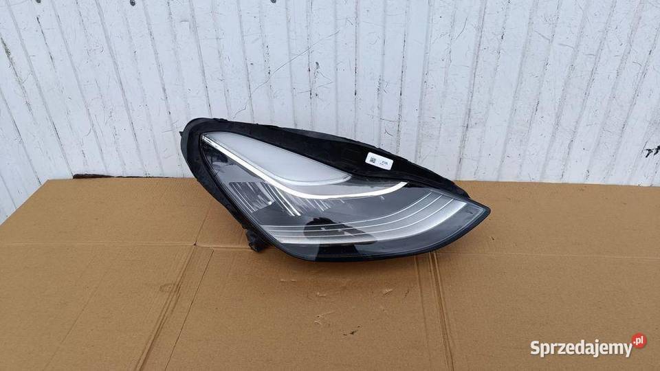TESLA 3 FULL LED LAMPA PRAWA Lampy przednie