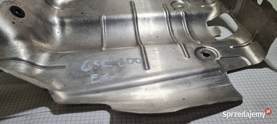 Suzuki GSR 600 blacha osłona wydechu Pozostałe Warszawa