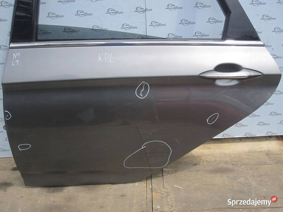 HYUNDAI i40 12r drzwi lewe tył osobowe