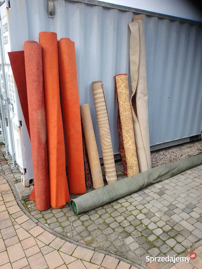 Komplet pięciu dywanów i wykladzina Wasilków