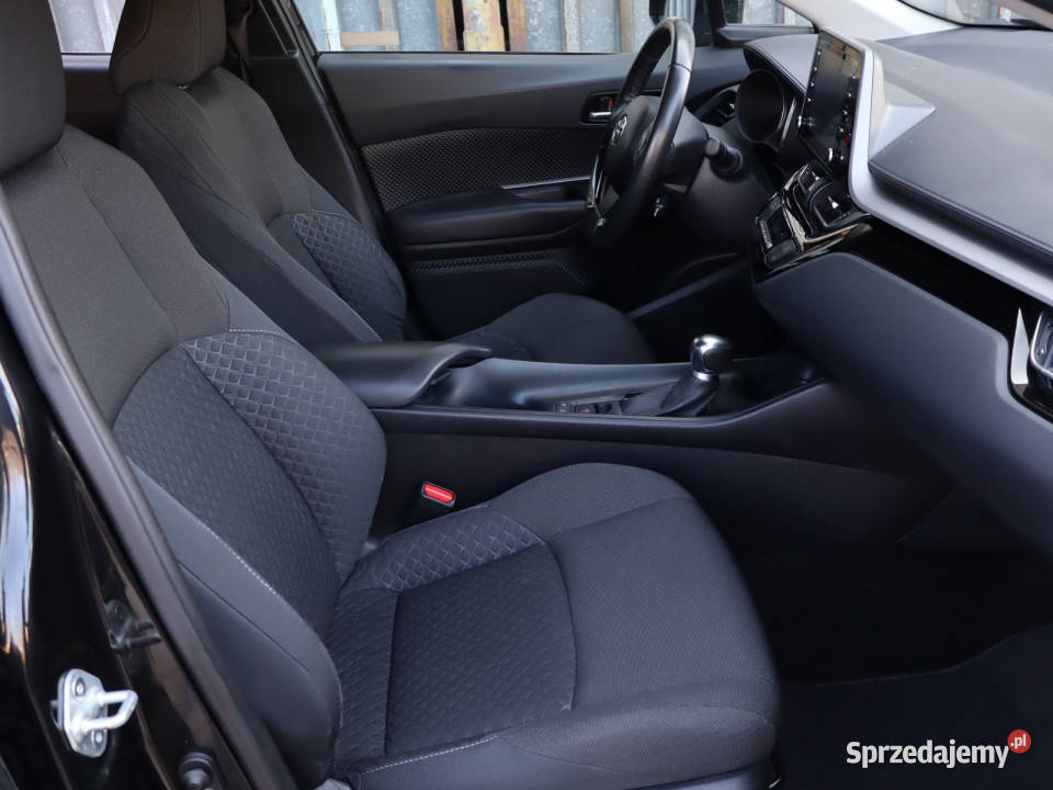 Toyota CHR 18 Hybrid 90KM Bielany Wrocławskie