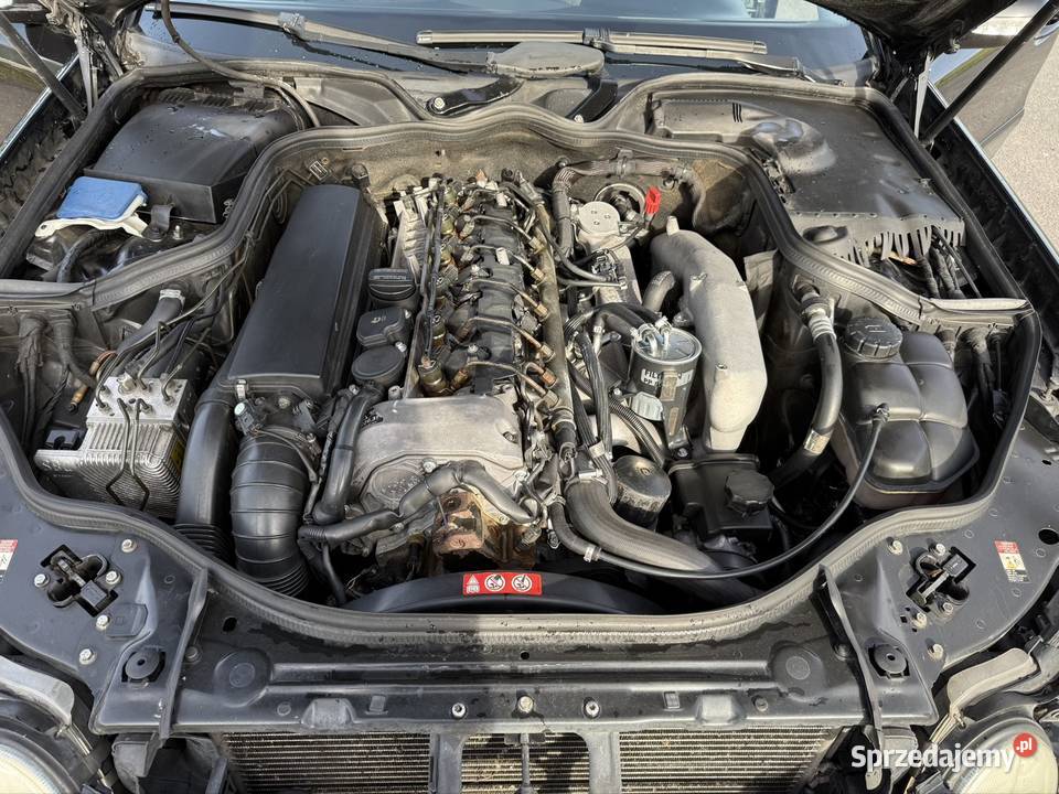 Mercedes W211 320 r6 Góra