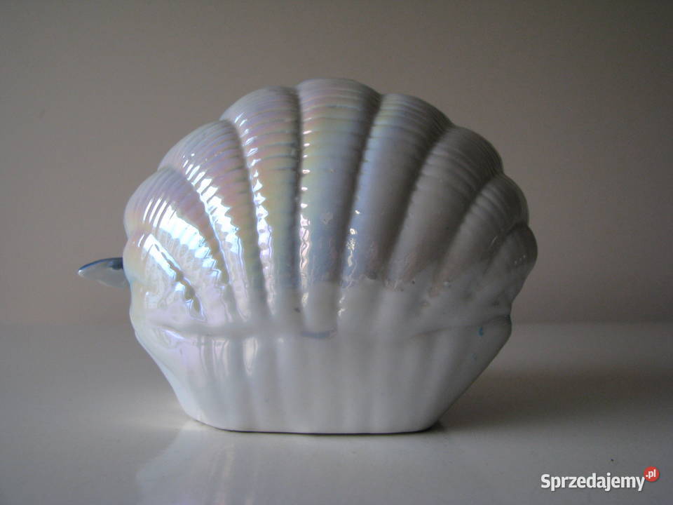 Figurka ozdoba ceramiczna Delfiny w muszli małopolskie Brzegi