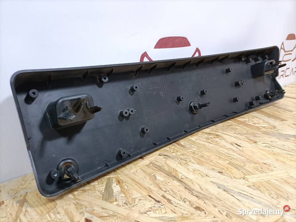 MERCEDES A KLASA W177 AMG PODKŁADKA UCHWYT sprzedam