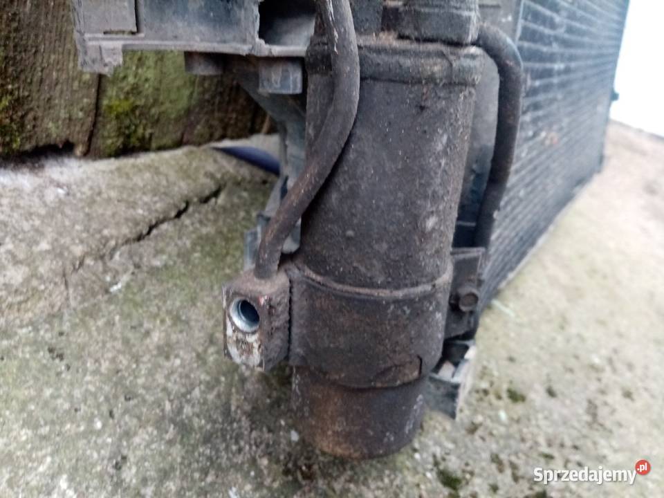 Chłodnica volvo v70 24d5 2002r pomorskie Sulmin sprzedam