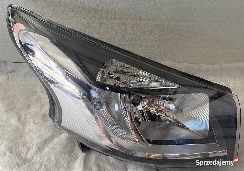 RENAULT TRAFIC III LAMPA PRZEDNIA PRAWA ORYGINAŁ śląskie Jasienica