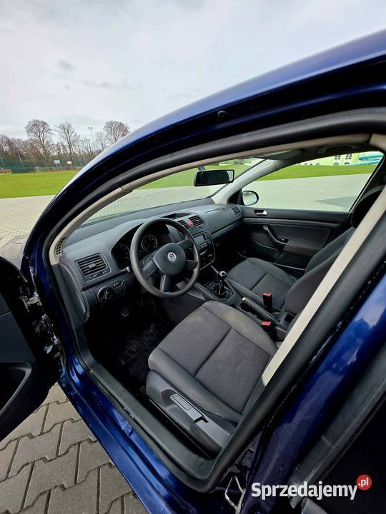 Volkswagen Golf v 16 Golf podkarpackie sprzedam