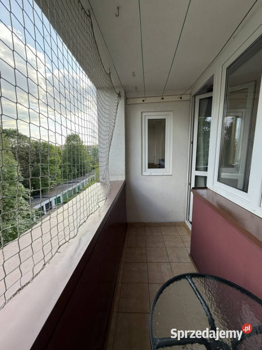 Sprzedam mieszkanie własnościowe w Liczba pokoi 3 Świętochłowice