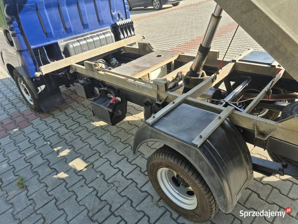SAMOCHÓD CIĘŻAROWY KIA 1390kg Jordanów