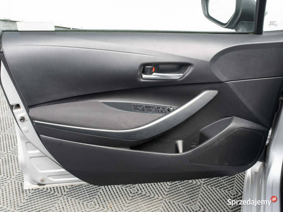 Toyota Corolla KK2131N18 Hybrid Comfort Kcofania ESP Pępowo