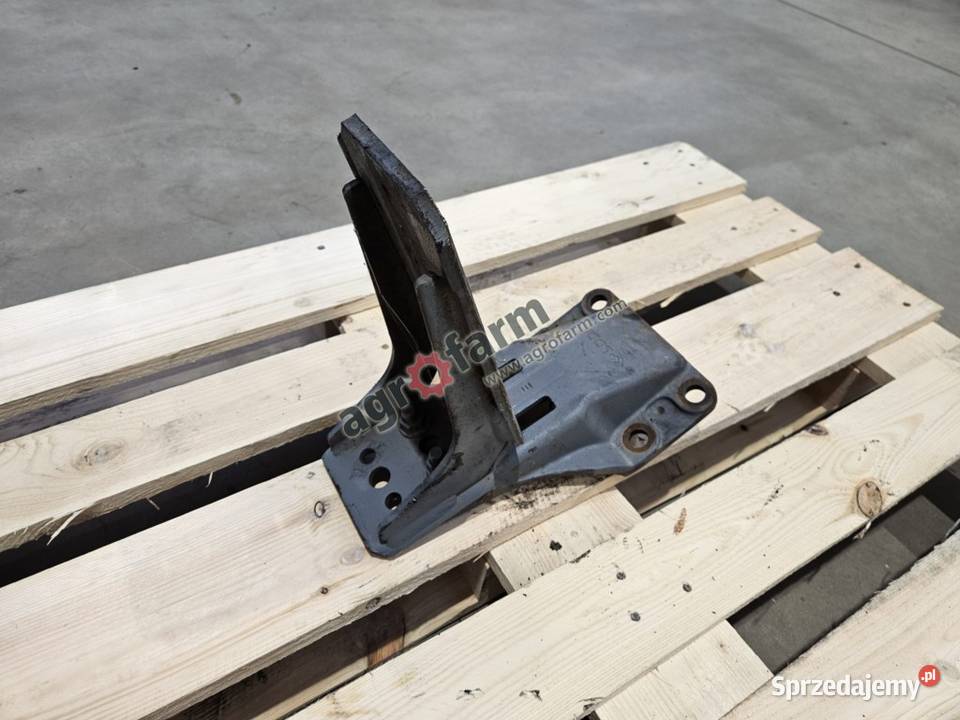 Mocowanie błotnika FWD John Deere 6195R 6195M Byków