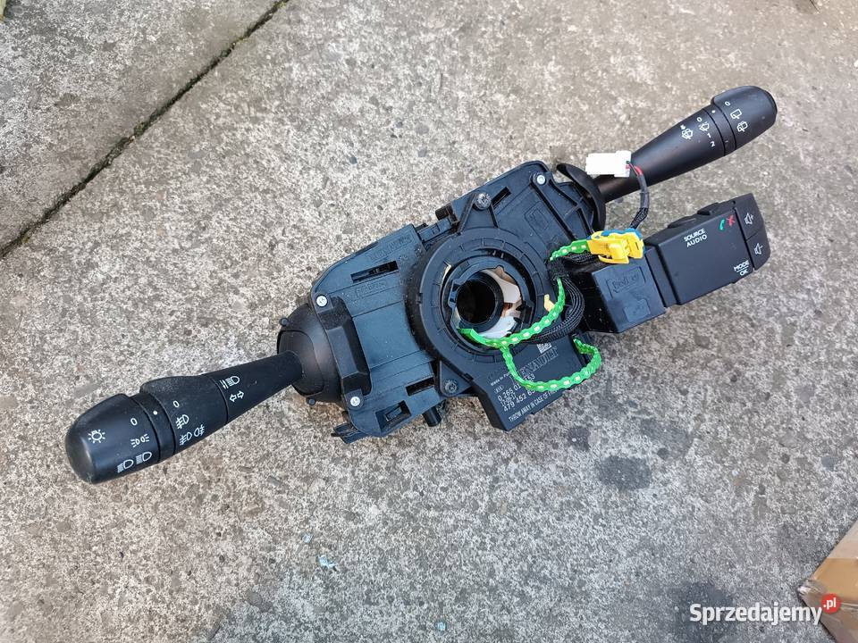 Zespolony przełącznik pająk Dacia Lodgy osobowe Wał-Ruda sprzedam