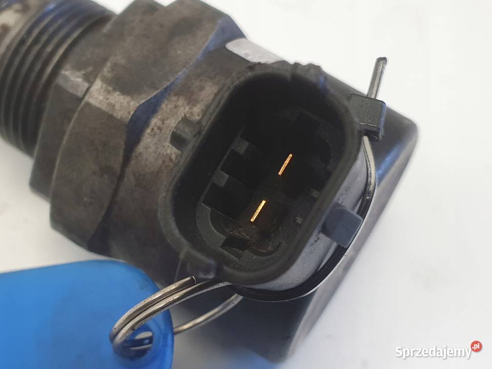 Volvo V70 III XC70 II 24 D5 CZUJNIK PALIWA zawór Chełm sprzedam