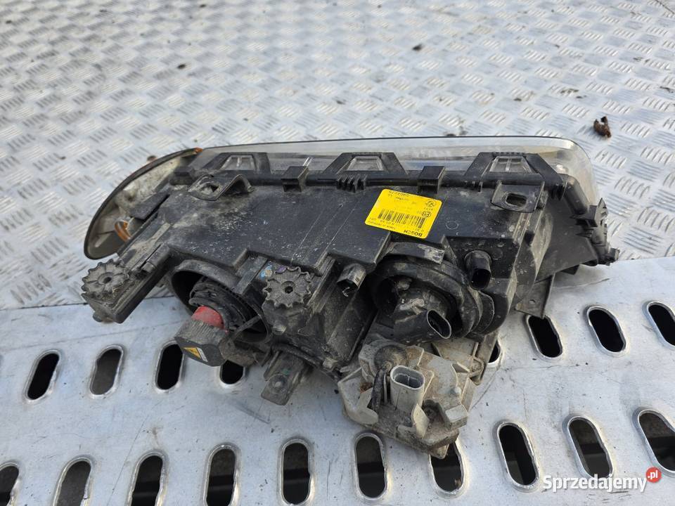 Reflektory reflektor bmw e46 xenon lampa osobowe Rzeszów