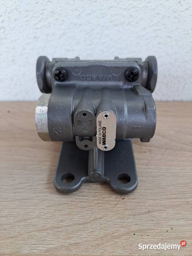 Zawór szybkiego odpowietrzania Wabco 9735000510 Niwka
