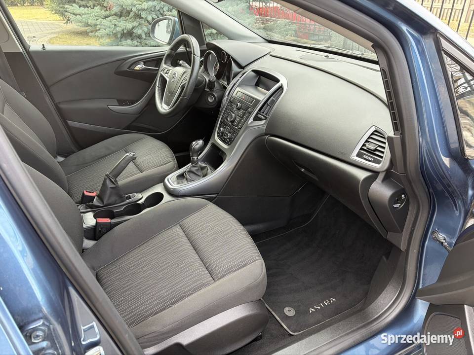 Opel Astra 14T HB Active 4/5 Okuniew