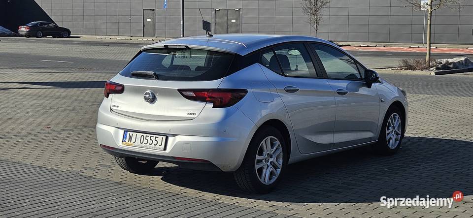 Opel Astra KSalon Polskaniski przebieg diesel