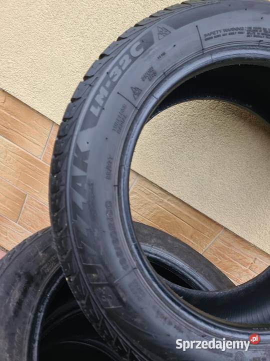 Opony Brigestone Blizzak LM32C 19560R16C 9997T Lubenia