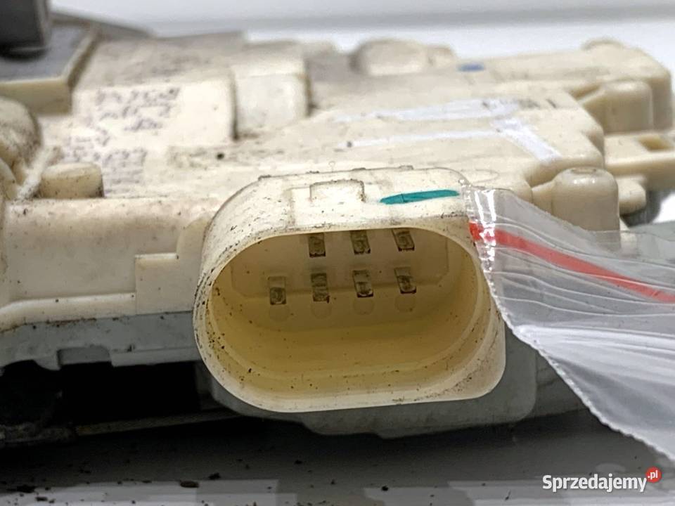 ZAMEK DRZWI PRAWY TYŁ SEAT IBIZA IV Hatchback