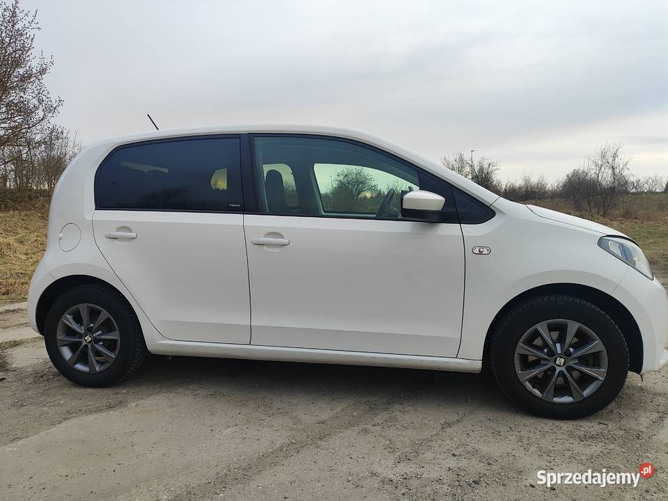 Seat Mii 10 MPi 2015 999cm3 Poznań