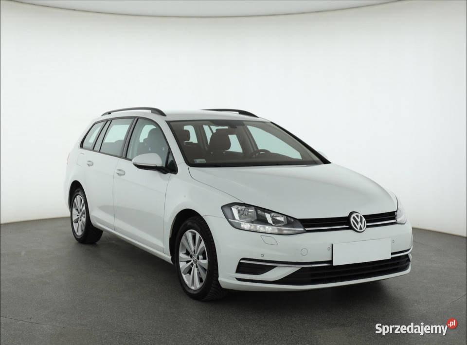 VW Golf 16 TDI biały