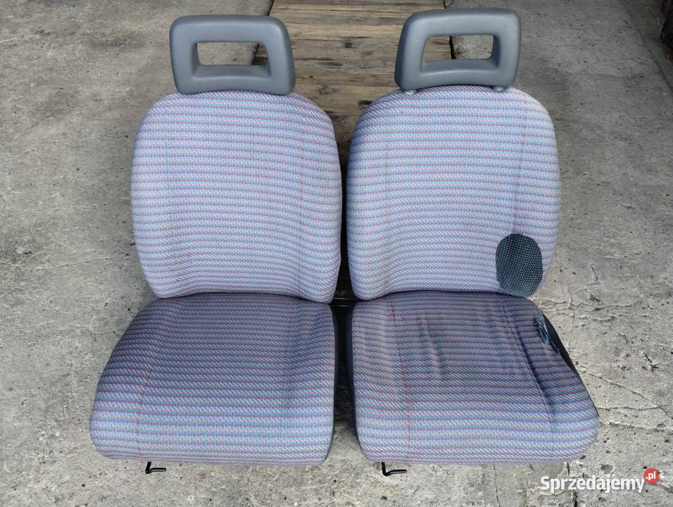 Fiat 126p Maluch Inter Groclin Fotele kanapa Wyposażenie wnętrza Krzepice sprzedam