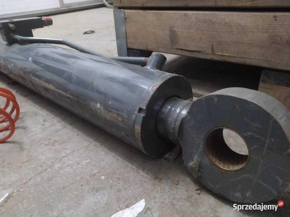 Nowy siłownik hydrauliczny duży Koprzywnica