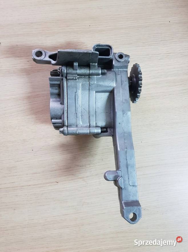 Pompa oleju 6421810901 30 CDI W164 W463 W221 Mielec