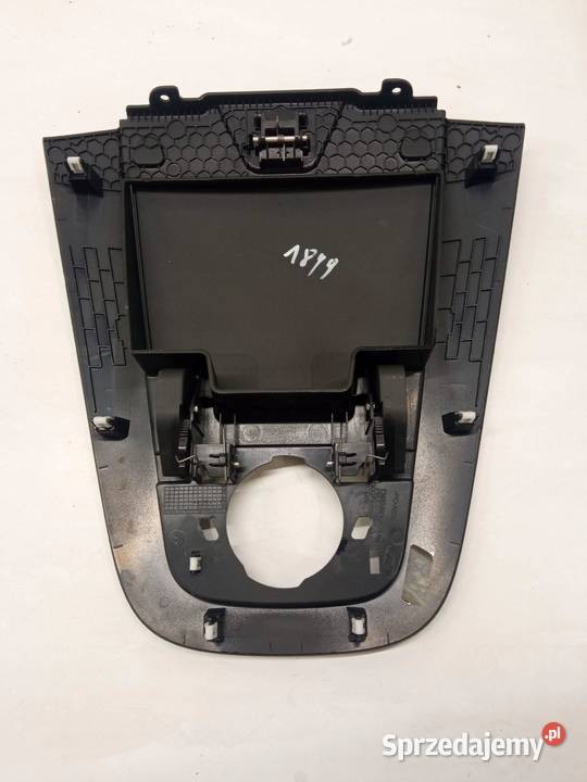 SCHOWEK ŚRODKOWY DESKI GÓRNY EM2BR13549AMW Ford osobowe Schowki, półki